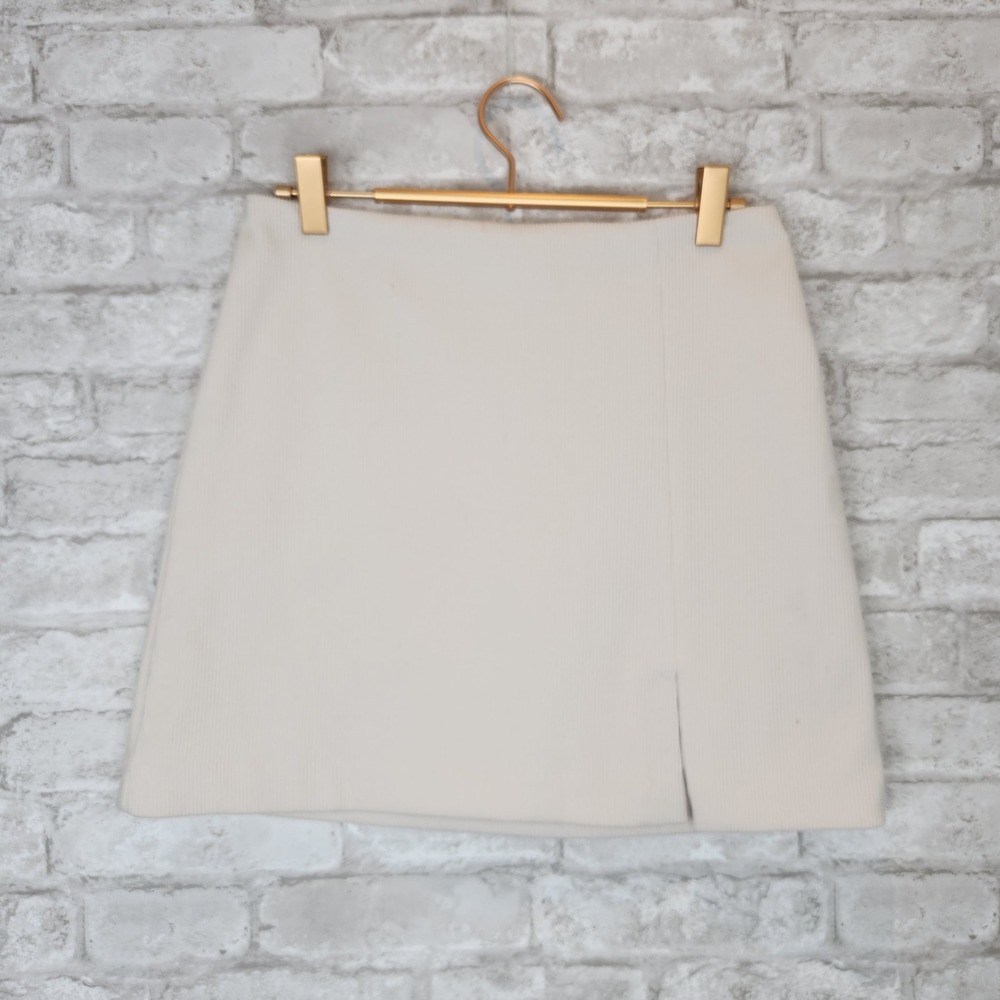 House of Harlow 1960 Cream Ribbed Mini Skirt Front Slit Quiet Luxury XS